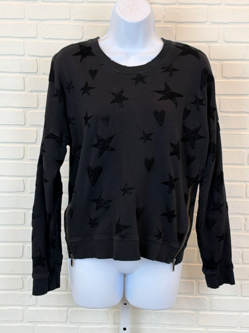 Rails Star & Heart Print Sweatshirt Charcoal Gray Medium